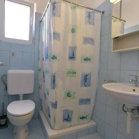 With Parking Space Stinjan, - 19643 Apartment Pula