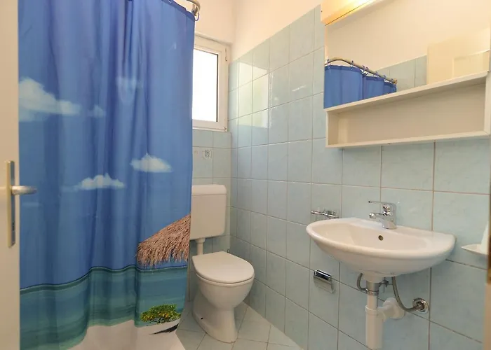 With Parking Space Stinjan, - 19643 Διαμέρισμα Πούλα