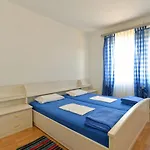 Apartment With Parking Space Stinjan, - 19643 *