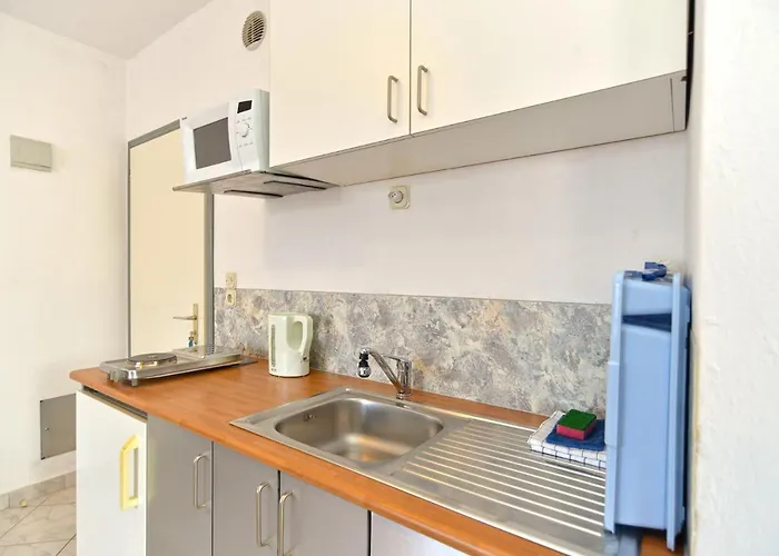 Appartement With Parking Space Stinjan, - 19643 *